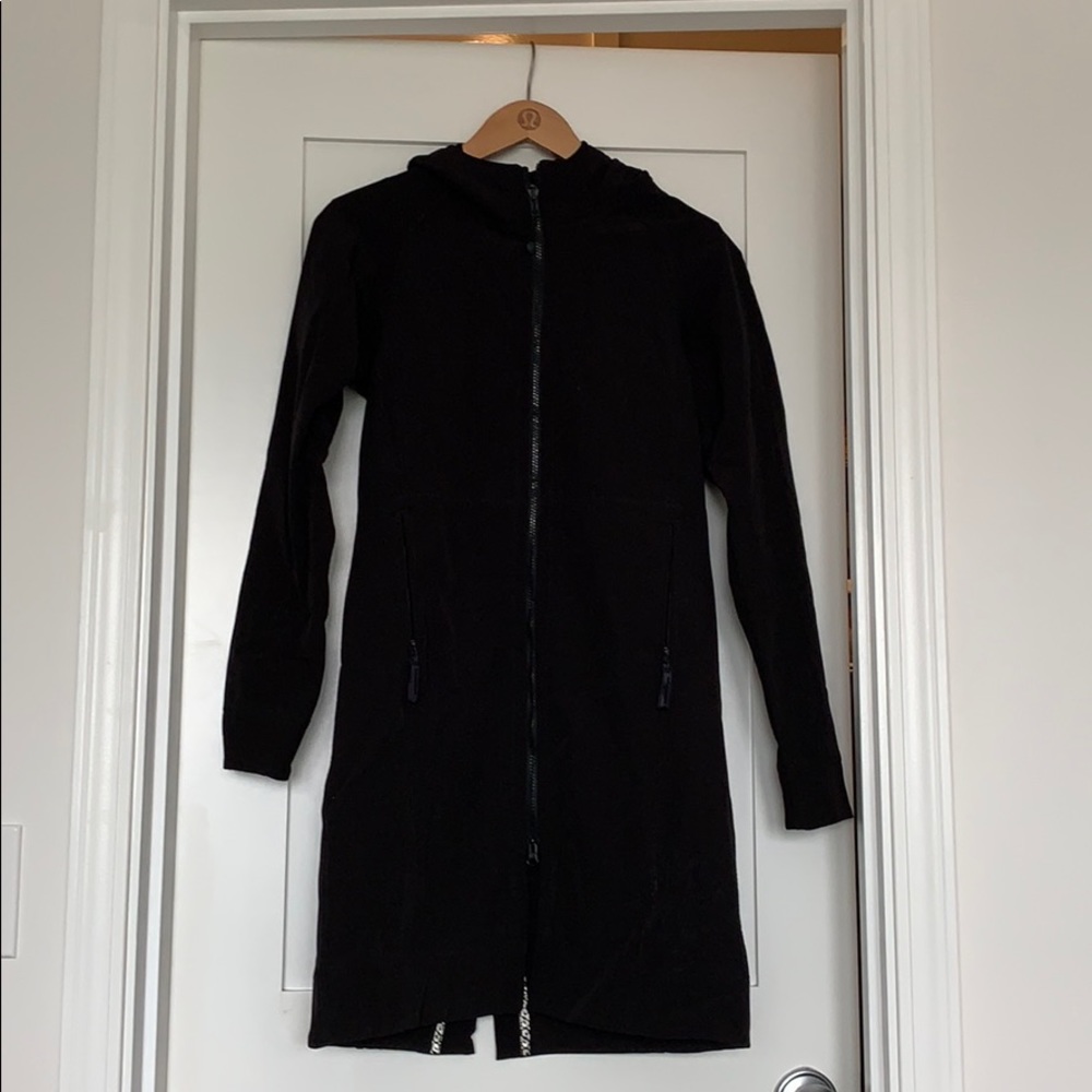 lululemon athletica Apres Yoga Rain Jacket